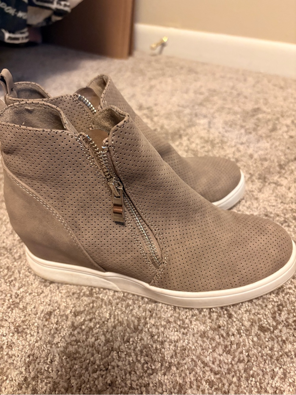 Women’s Taupe Wedge Sneakers with Side Zip